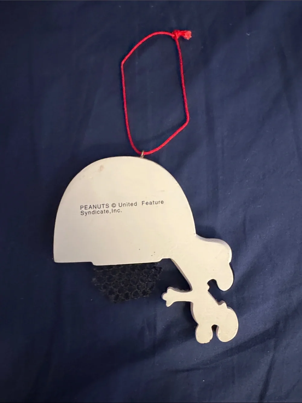 Peanuts Snoopy Basketball Ornament
